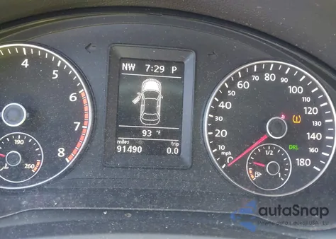 2010 Volkswagen Eos Komfort z USA, uszkodzony, nr VIN WVWBA7AH2AV018698